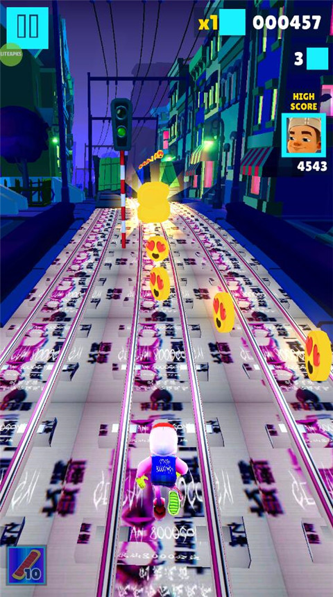 地铁跑酷根灿8000公益版本