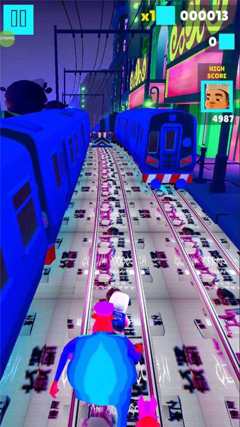 地铁跑酷根灿8000公益版本